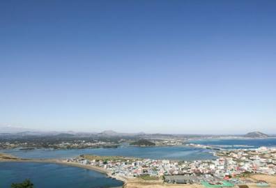 济州顶流观景地：城山日出峰，赴一场火山与朝阳的约会
